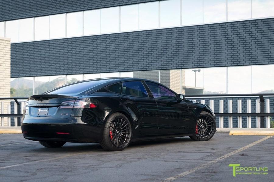  Tesla Model S P100D by T Sportline 2017 года  (фото 29 из 45)
